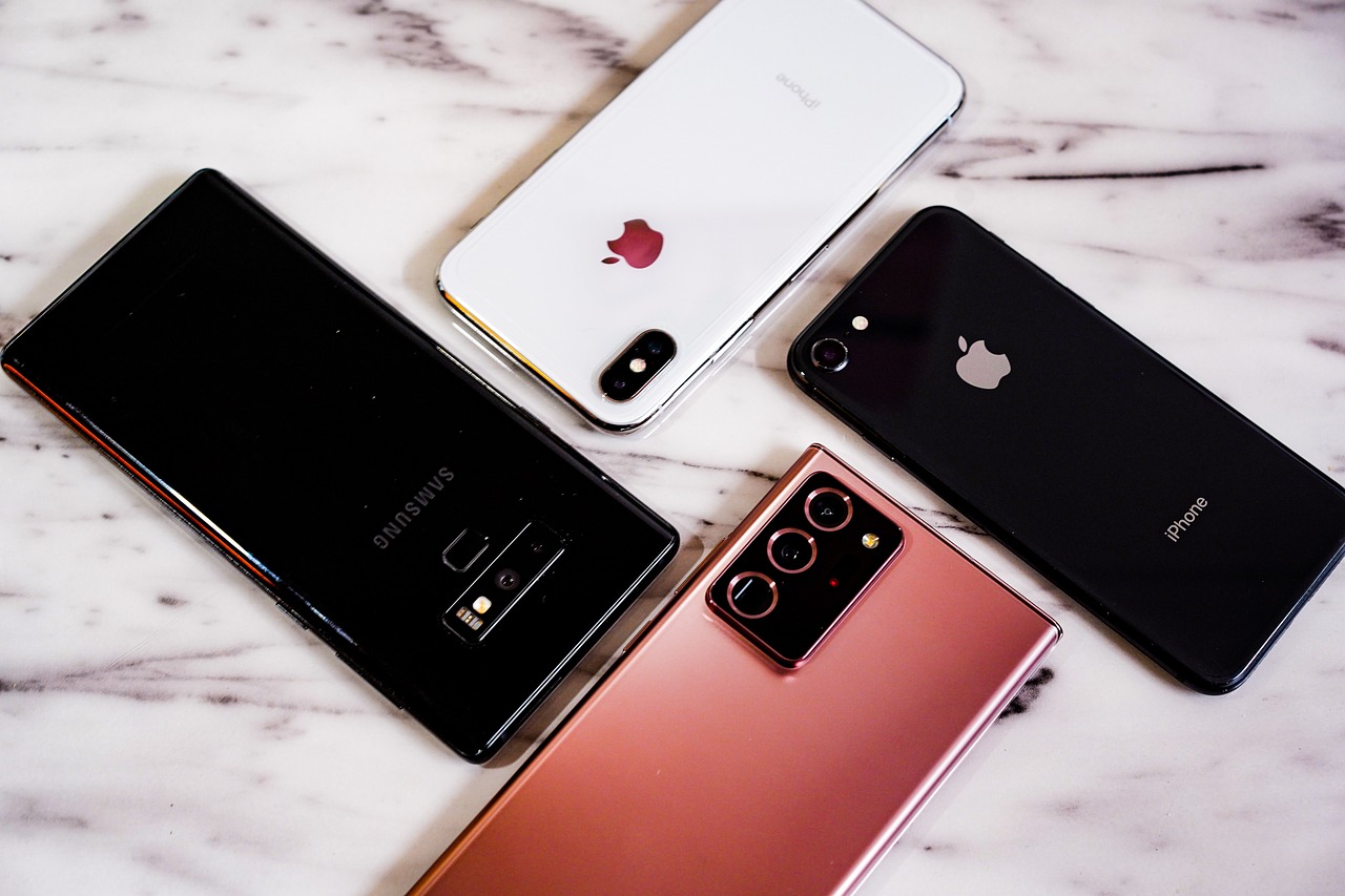 Apple Takes a Swing at Renewable Energy in China
